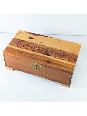 Floral stamped Cedar Keepsake Box, floral lid memory box, jewelry casket